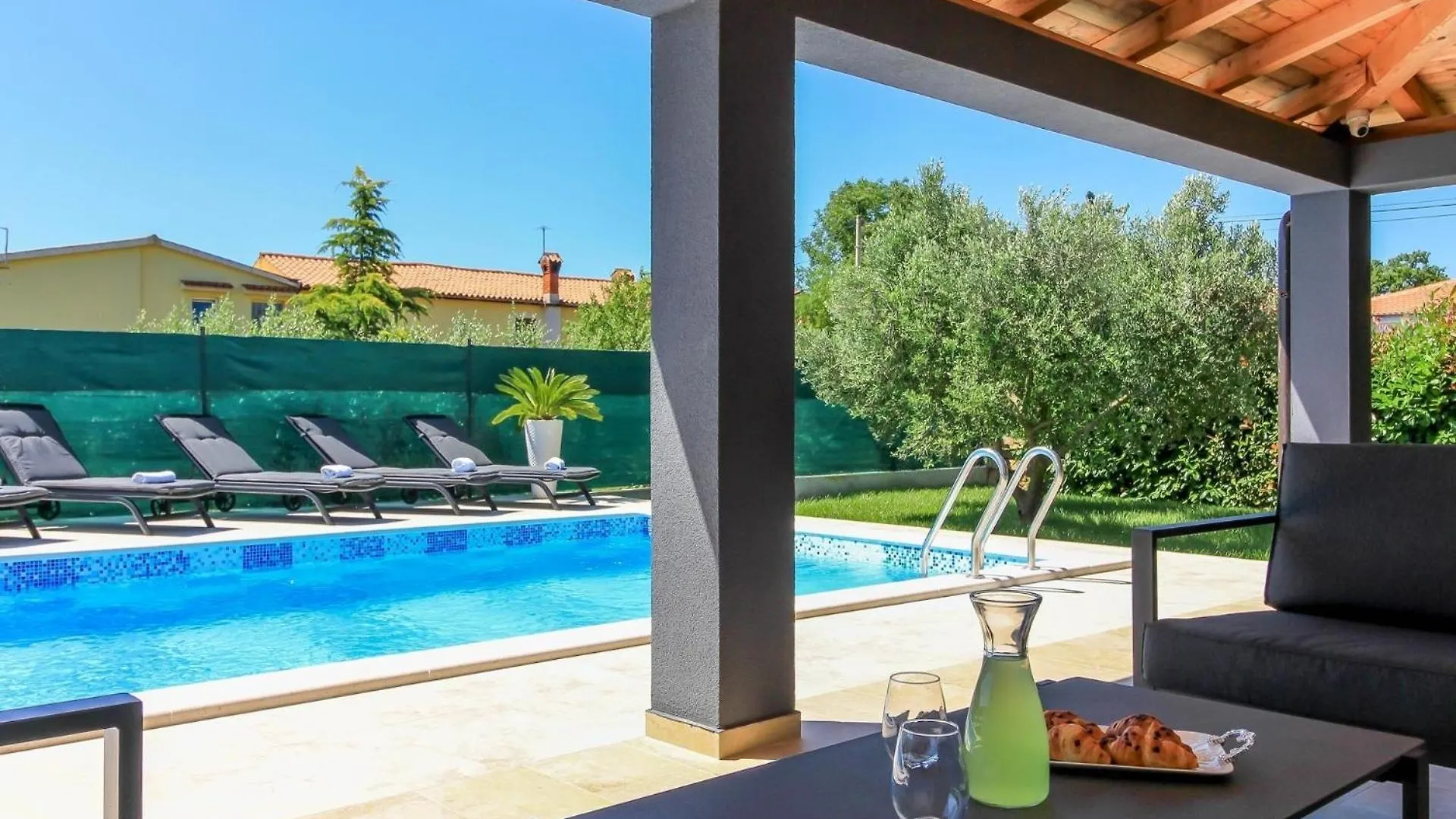 Šišan Ferienhaus Mit Privatpool Fuer 8 Personen Ca 160 Qm In Valtura, Istrien Suedkueste Von Istrien 0*,  קרואטיה